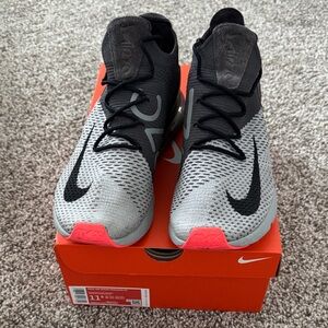 Nike Black and Gray Air Max 270 Mens Shoes